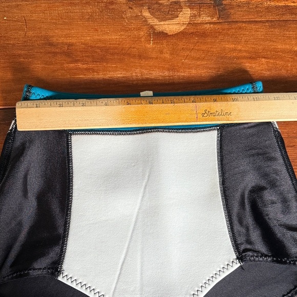 High-Waisted Black and Teal Surf Swim Shorts Nevin - Picture 5 of 5